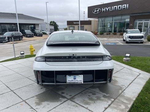 New 2025 Hyundai Ioniq 6 SE image 4