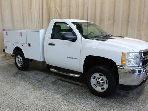 Used 2011 Chevrolet Silverado 2500 W/T image 2