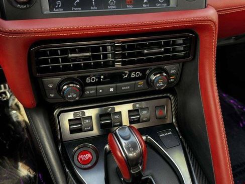 Used 2024 Nissan GT-R w/ Floor Mat Package AWD/4WD image 35