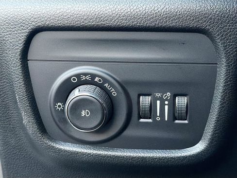New 2026 Jeep Grand Cherokee Limited w/ Limited Altitude Package AWD/4WD image 37