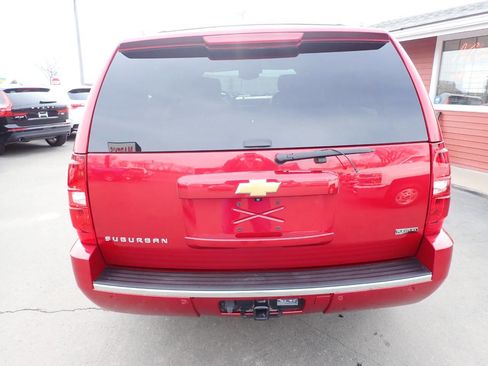 Used 2012 Chevrolet Suburban LTZ image 5