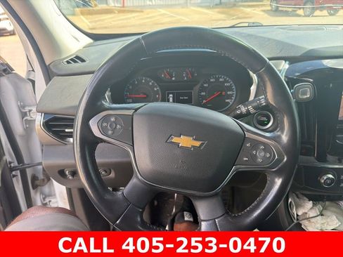 Used 2020 Chevrolet Traverse LT FWD image 13