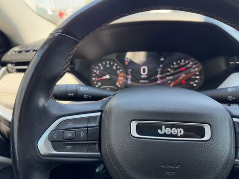 Used 2022 Jeep Compass Limited AWD/4WD image 24