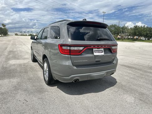 Used 2024 Dodge Durango GT RWD image 12