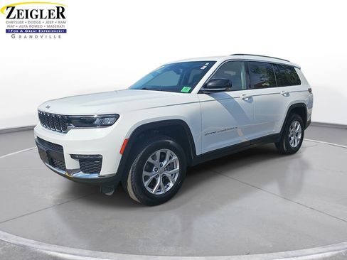 Certified 2023 Jeep Grand Cherokee L Limited w/ Luxury Tech Group II AWD/4WD image 1