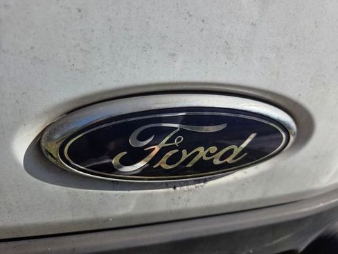 Used 2020 Ford Transit 250 Medium Roof w/ Load Area Protection Package image 4