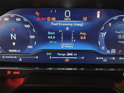 Used 2024 Chevrolet Suburban LT image 23