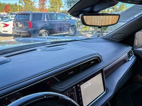 Used 2023 GMC Yukon XL Denali Ultimate image 26