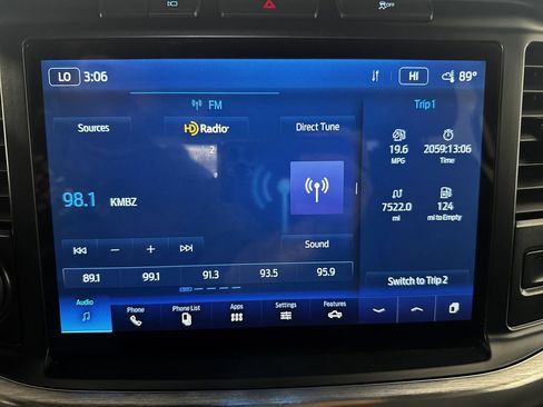 Used 2022 Ford F150 Lariat AWD/4WD image 3