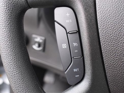 New 2025 Chevrolet Express 2500 Work Van w/ Driver Convenience Package image 21