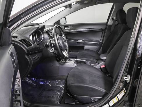 Used 2014 Mitsubishi Lancer Ralliart image 5