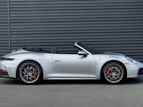 New 2026 Porsche 911 Carrera 4S image 8
