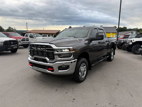 Used 2025 RAM 2500 Tradesman AWD/4WD image 2