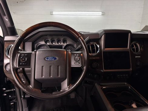 Used 2016 Ford F350 Platinum AWD/4WD image 8