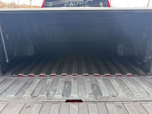 Used 2022 GMC Sierra 1500 AT4 w/ AT4 Premium Package image 6