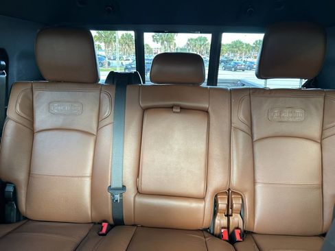 Used 2023 RAM 2500 Limited image 30