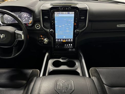 Used 2023 RAM 1500 Laramie AWD/4WD image 19