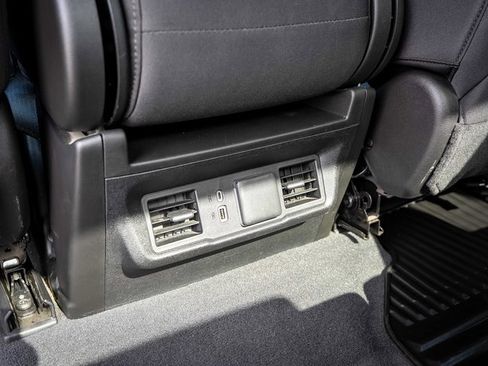 Used 2023 Chevrolet Silverado 1500 RST w/ Z71 Off-Road Package image 16