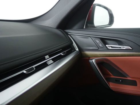 New 2026 BMW X1 xDrive28i AWD/4WD image 23