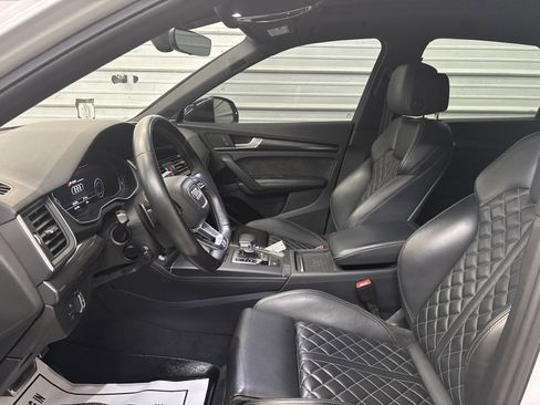 Used 2020 Audi SQ5 Premium Plus w/ Premium Plus Package image 10