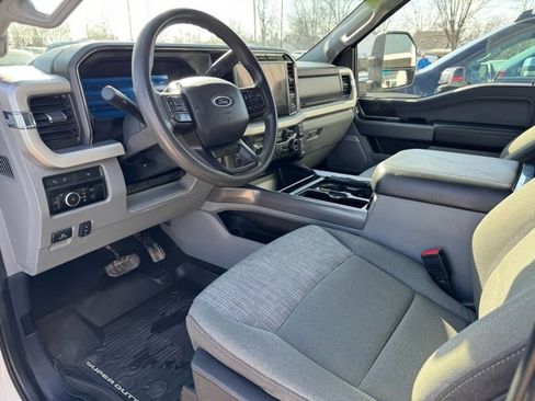Used 2023 Ford F350 XLT w/ XLT Premium Package image 8