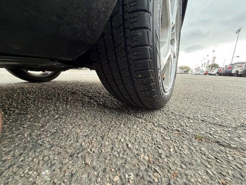 Used 2013 Volvo S60 T5 image 9