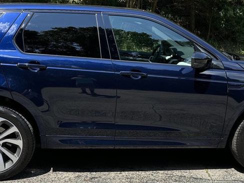 Used 2023 Land Rover Discovery Sport S R-Dynamic image 4