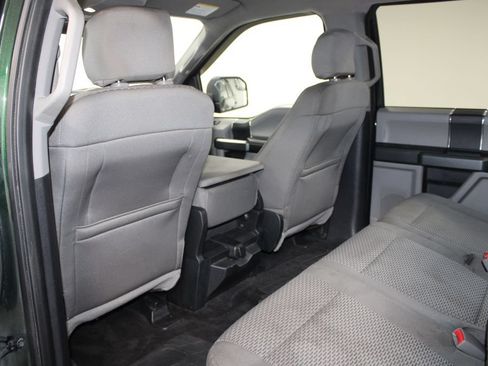 Used 2015 Ford F150 XLT AWD/4WD image 27