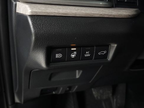 Used 2024 Toyota Grand Highlander Limited image 16