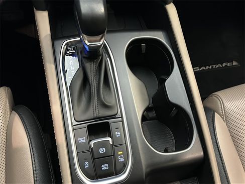 Used 2020 Hyundai Santa Fe Limited image 30