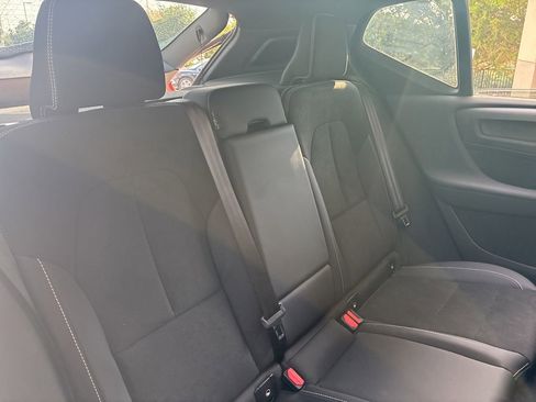 Used 2023 Volvo XC40 Recharge Ultimate AWD/4WD image 11