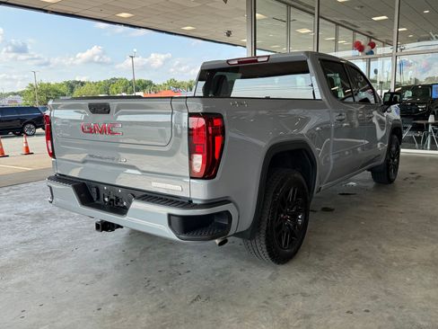 Used 2024 GMC Sierra 1500 Elevation AWD/4WD image 9
