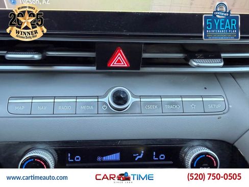Used 2023 Hyundai Elantra SEL w/ Convenience Package FWD image 13