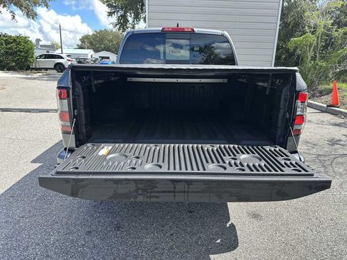 Used 2026 Nissan Frontier SV w/ SV Convenience Package RWD image 25
