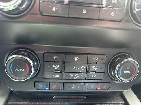 Used 2021 Ford F350 Lariat w/ Lariat Ultimate Package AWD/4WD image 10