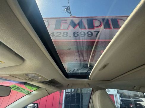 Used 2010 Toyota Camry LE image 10