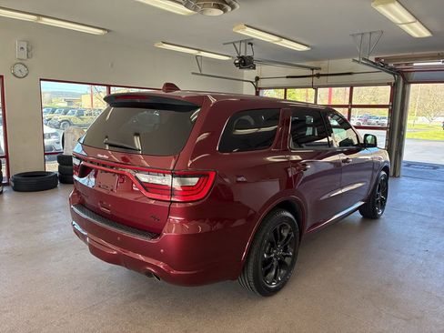 Certified 2022 Dodge Durango R/T w/ Blacktop Package AWD/4WD image 28