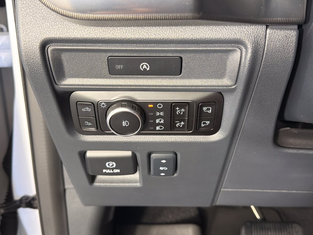 Used 2025 Ford F150 Raptor AWD/4WD image 16
