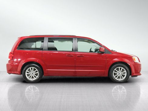 Used 2015 Dodge Grand Caravan SXT FWD image 6