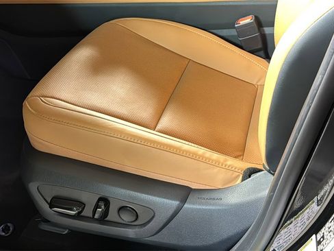 Certified 2025 Lexus NX 350 AWD w/ Premium Package image 27