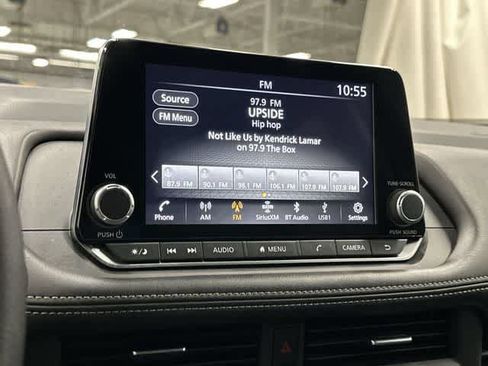 Used 2024 Nissan Rogue SV AWD/4WD image 22