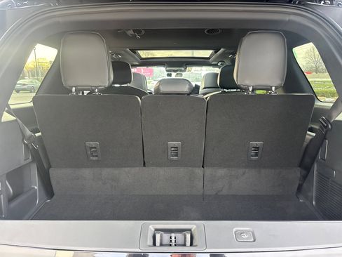 New 2026 Lincoln Navigator Reserve w/ Jet Appearance Package AWD/4WD image 9