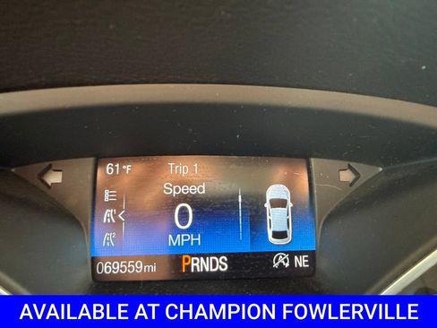 Used 2018 Ford Focus SE w/ SE Appearance Package FWD image 27