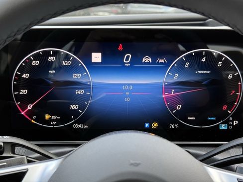 New 2025 Mercedes-Benz C 300 Sedan image 12