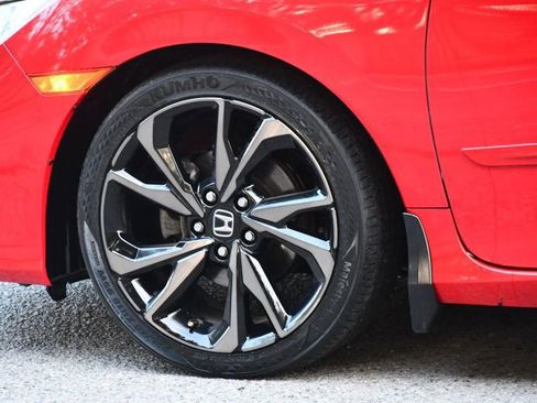 Used 2019 Honda Civic Sport image 14