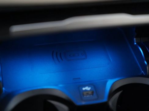 Used 2026 BMW 330i xDrive Sedan w/ Premium Package image 27