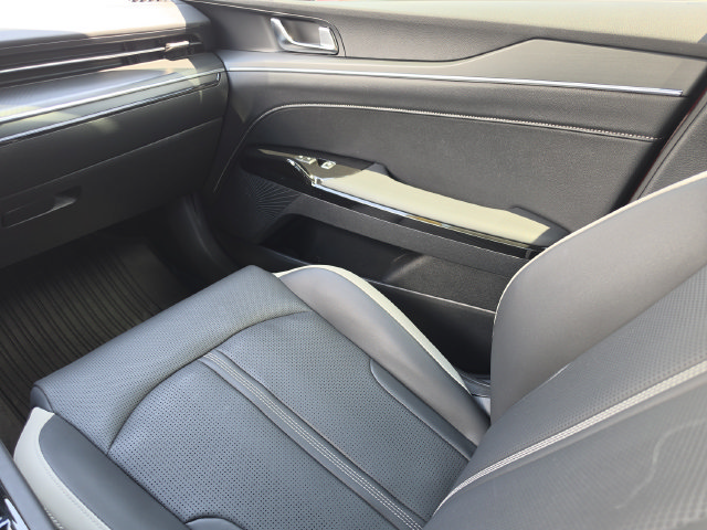 Used 2025 Kia K5 GT-Line FWD image 26
