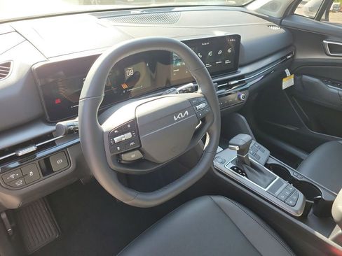 New 2026 Kia Sportage EX FWD image 24