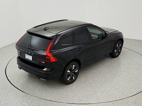 New 2026 Volvo XC60 T8 Plus w/ Climate Package AWD/4WD image 29