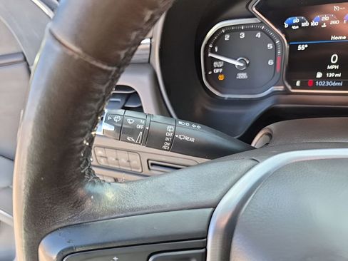 Used 2021 GMC Yukon SLT w/ SLT Premium Package image 36